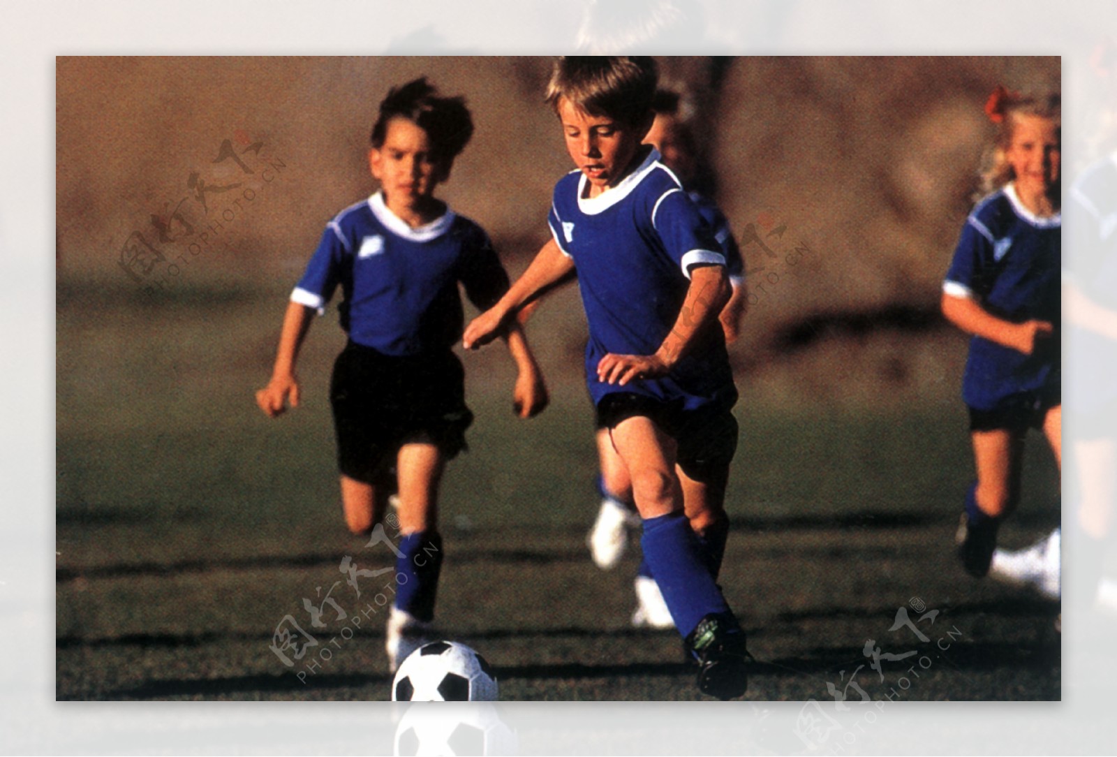 孤军奋战 孤军奋战